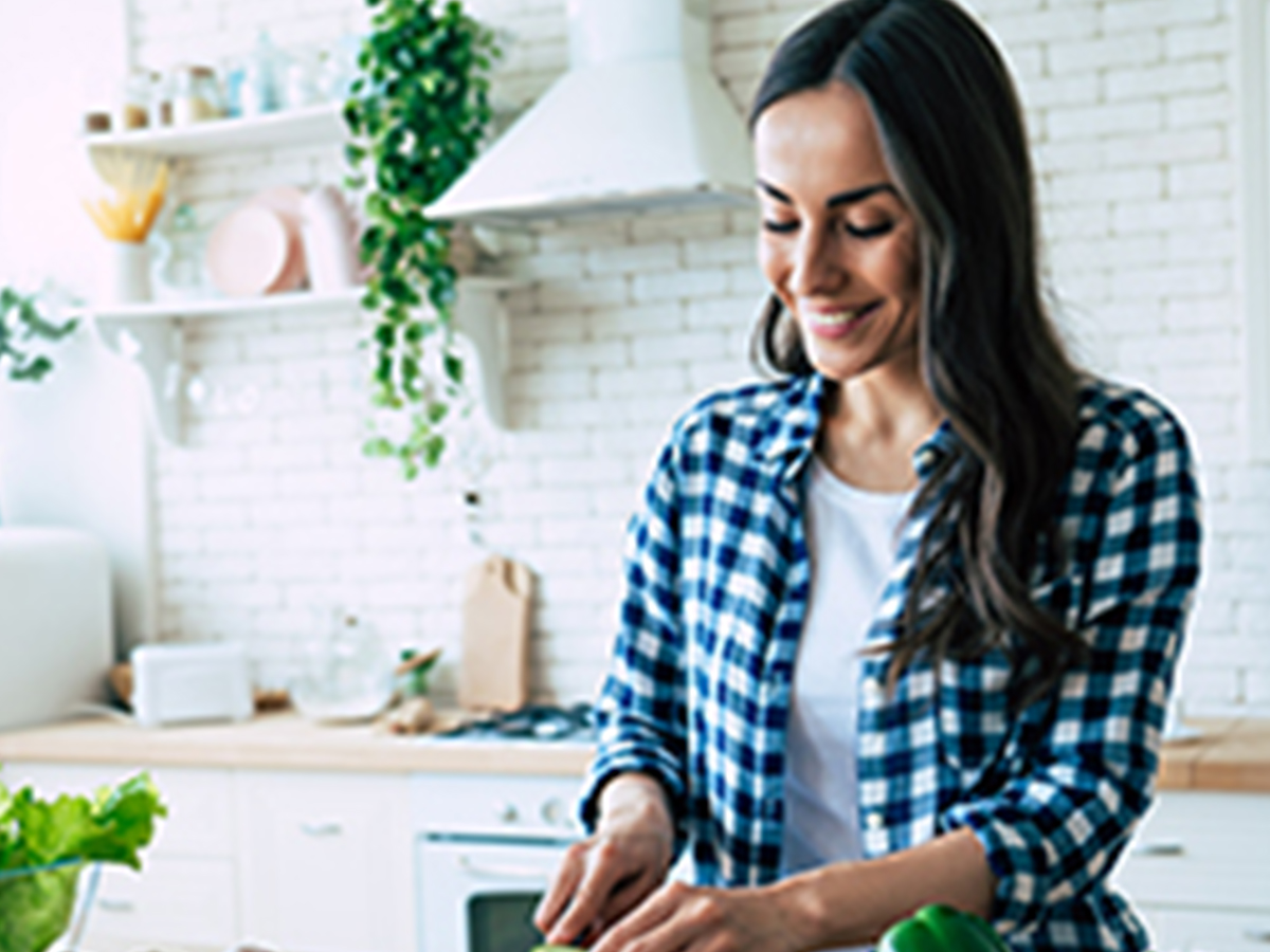 Tips to Stay on Track With Your Diet and Medication